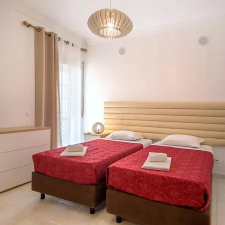 アパート Olhos De Agua Ii *